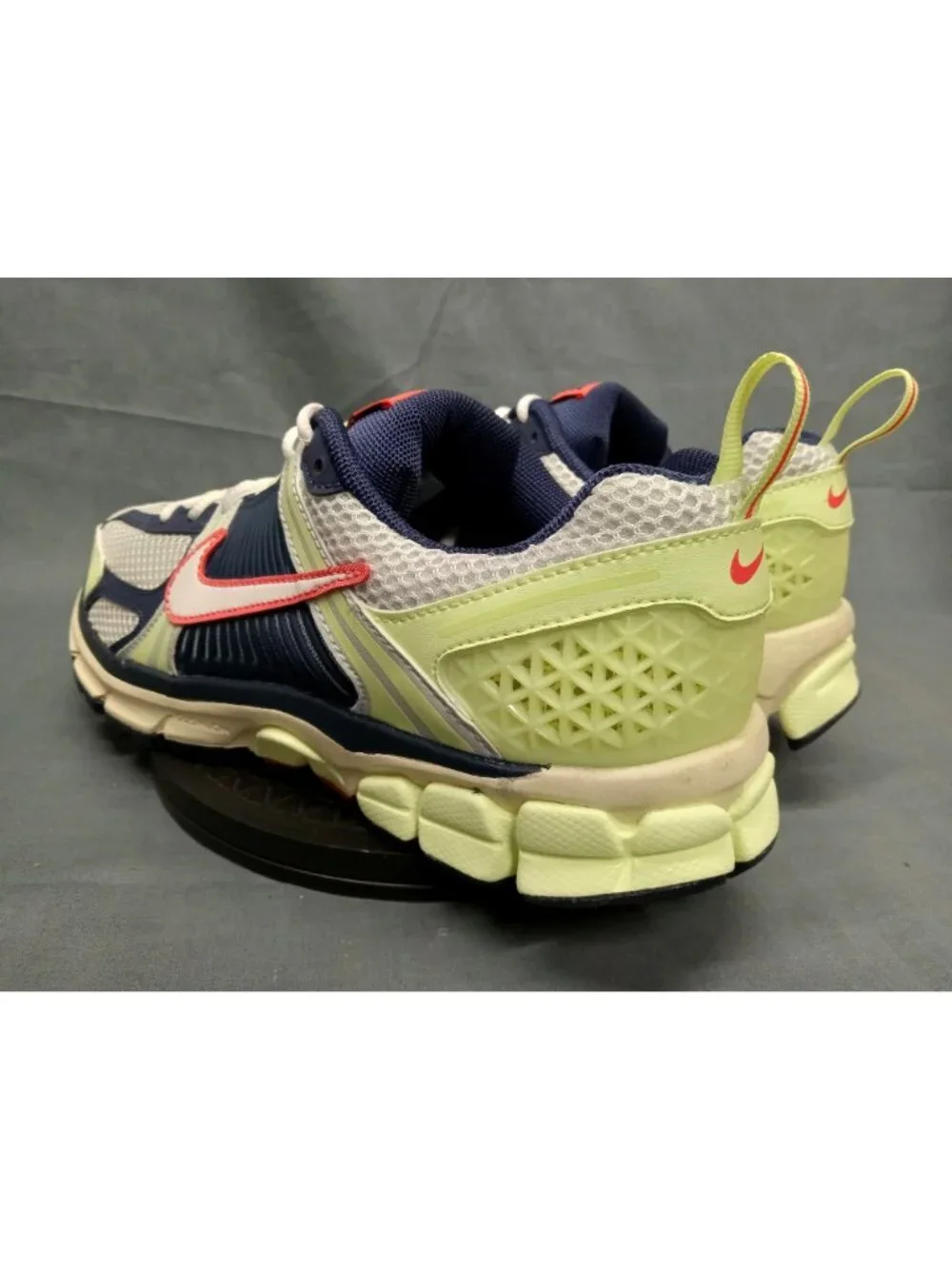Nike Zoom Vomero 5 Volt Navy IB4004 701 Mens Size 10 NEW NO BOX!